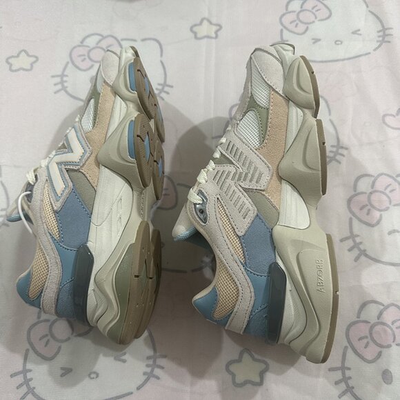 New Balance 9060 Series Grey Platform Sneakers - Picture 5 of 6